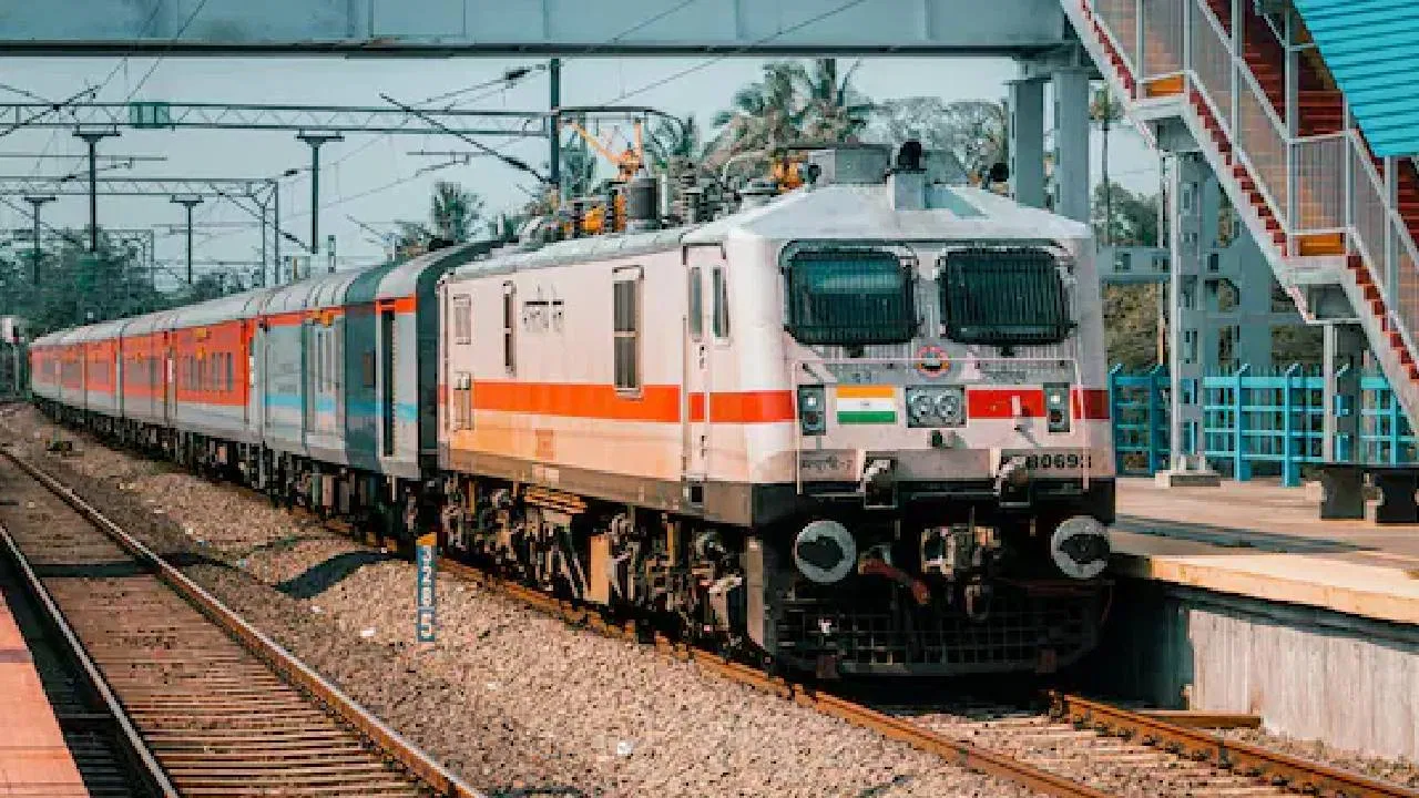 विरारमध्ये कर्तव्यावर असलेल्या मोटरमनचा अपघातात मृत्यू